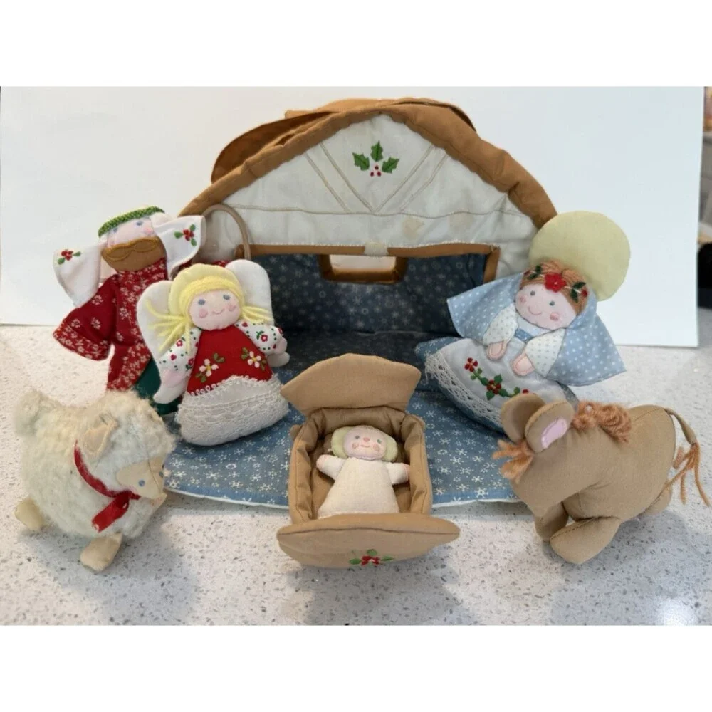 Vintage House of Hatten Plush Fabric Nativity Set Manger Soft Carry Case